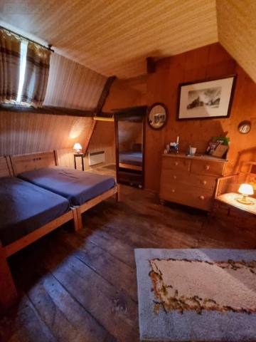 Maison de ville à vendre à Neuvy-Saint-Sépulchre dans l'Indre (36230), ref : CG/297