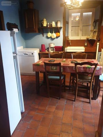 Maison de ville à vendre à Neuvy-Saint-Sépulchre dans l'Indre (36230), ref : CG/297