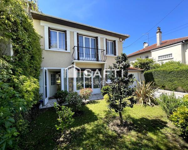 4 chambres / 1 bureau / 145 m2 / jardin / combles / garage / stationnement