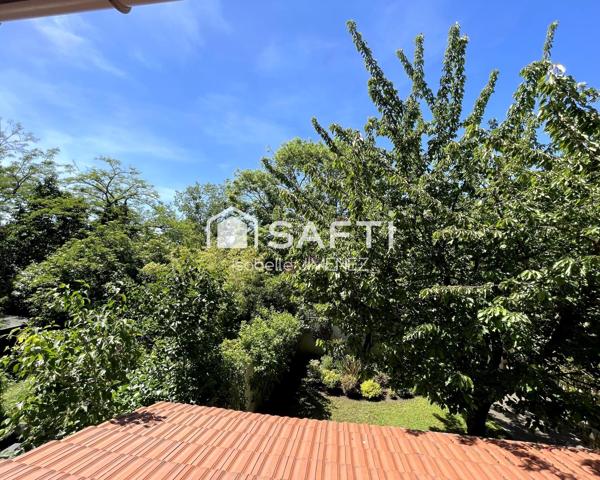 4 chambres / 1 bureau / 145 m2 / jardin / combles / garage / stationnement