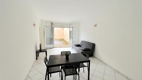 A LOUER APPARTEMENT 1 PIECE MEUBLE - SAINT ANDRE DE CUBZAC CENTRE , Saint andre de cubzac A LOUER APPARTEMENT 1 PIECE MEUBLE - SAINT ANDRE DE CUBZAC CENTRE , Saint andre de cubzac