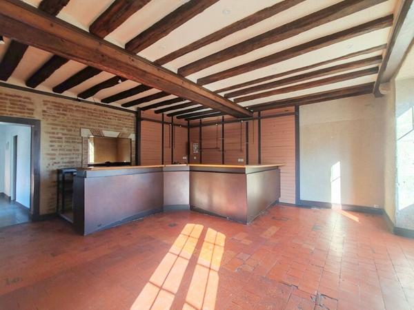 Ancien restaurant CELLETTES