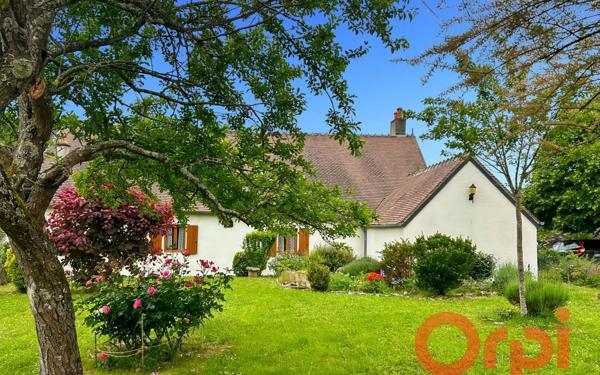 Maison à vendre    4 pièces •  Le Châtelet