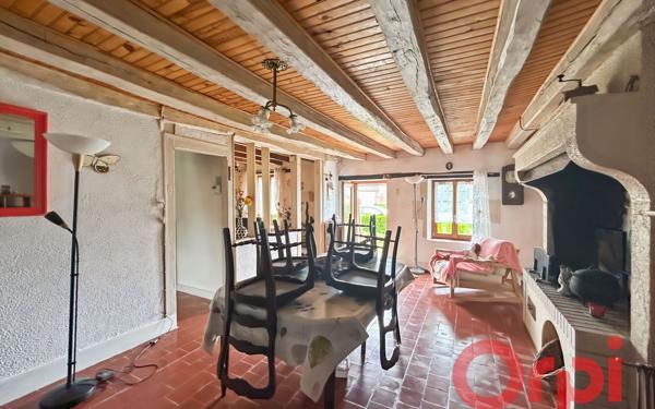 Maison à vendre    4 pièces •  Le Châtelet