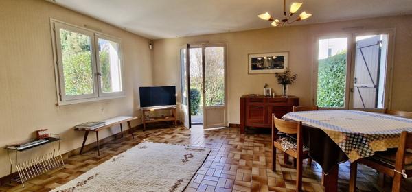 MAISON DE VILLE PIECES – QUARTIER CALME & PROCHE FACULTÉS 105 m²