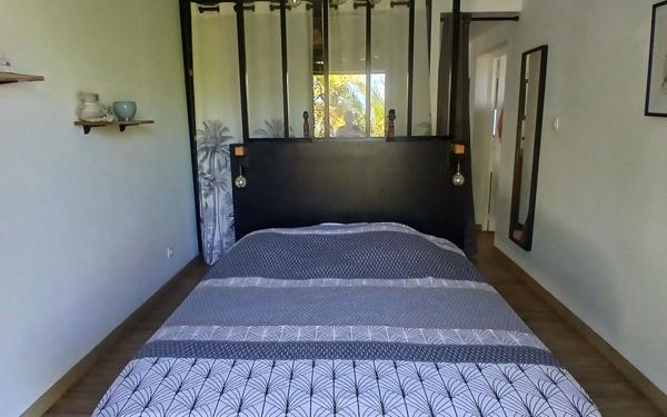 Maison à vendre    5 pièces • 143 m2 Saint-Leu