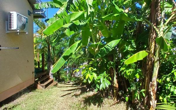 Maison à vendre    5 pièces • 143 m2 Saint-Leu