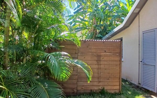 Maison à vendre    5 pièces • 143 m2 Saint-Leu