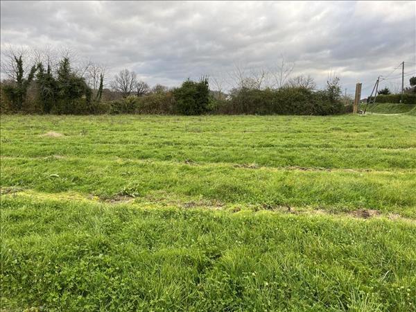 Terrain à vendre |  Guîtres |  600 m²