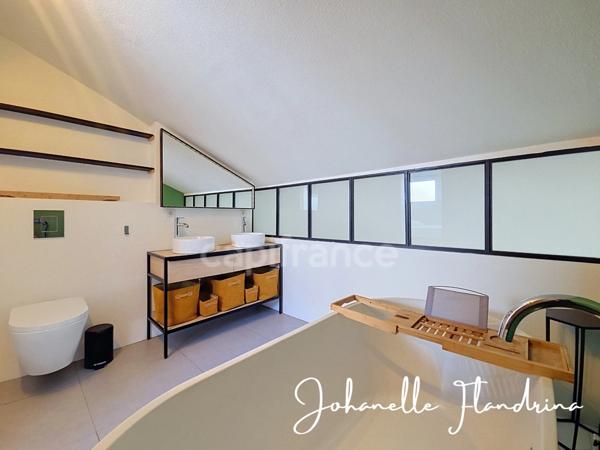 Appt. à louer : T3 Duplex meublé. Entièrement rénové - Vue Marina, Le Gosier