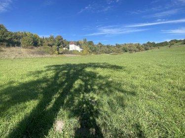 Bien agricole à vendre à Ribérac en Dordogne (24600), ref : 077/1646