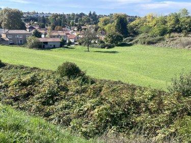 Bien agricole à vendre à Ribérac en Dordogne (24600), ref : 077/1646