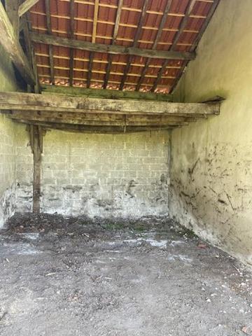Bien agricole à vendre à Ribérac en Dordogne (24600), ref : 077/1646