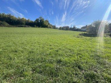 Bien agricole à vendre à Ribérac en Dordogne (24600), ref : 077/1646