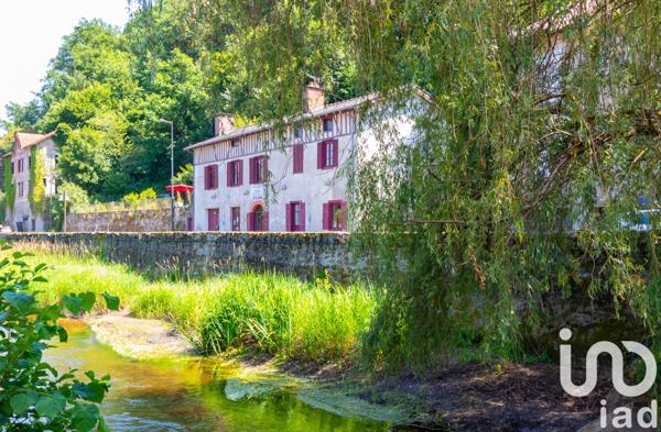 Maison à vendre 11 pièces 185 m² Saint-Léonard-de-Noblat