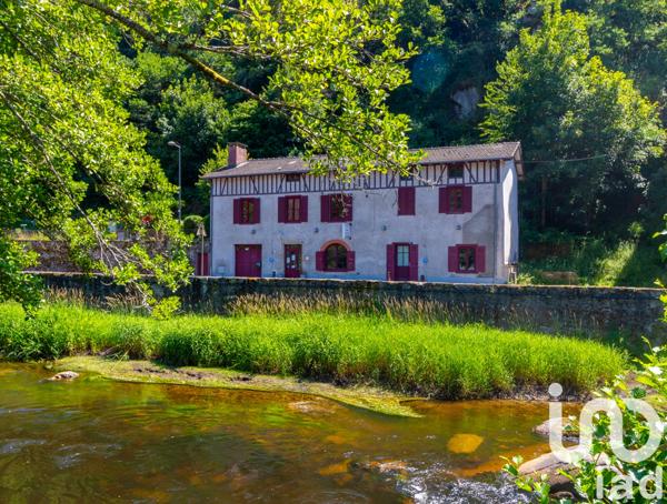 Maison à vendre 11 pièces 185 m² Saint-Léonard-de-Noblat