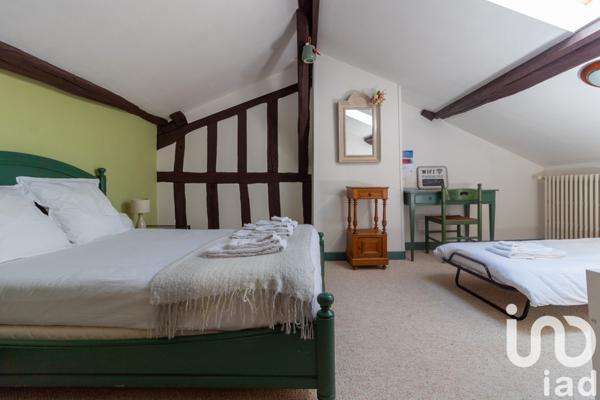 Maison à vendre 11 pièces 185 m² Saint-Léonard-de-Noblat