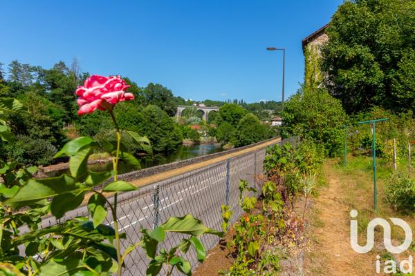 Maison à vendre 11 pièces 185 m² Saint-Léonard-de-Noblat