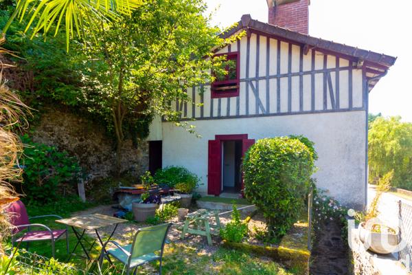 Maison à vendre 11 pièces 185 m² Saint-Léonard-de-Noblat