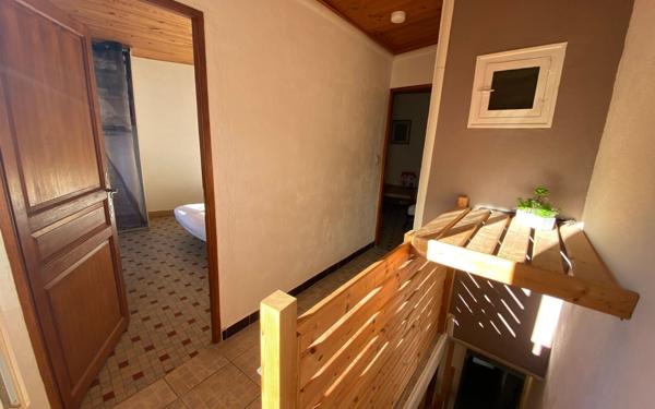 Maison à vendre    4 pièces • 93,46 m2 Largentière