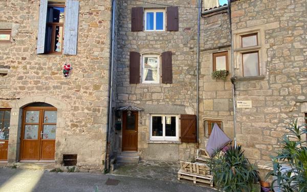 Maison à vendre    4 pièces • 93,46 m2 Largentière