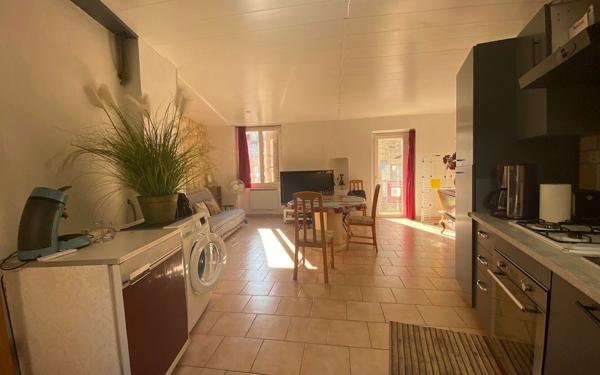 Maison à vendre    4 pièces • 93,46 m2 Largentière