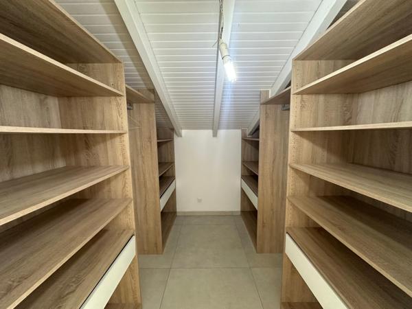 A LOUER JOLIE VILLA T4 EN DUPLEX A COLIN PETIT-BOURG