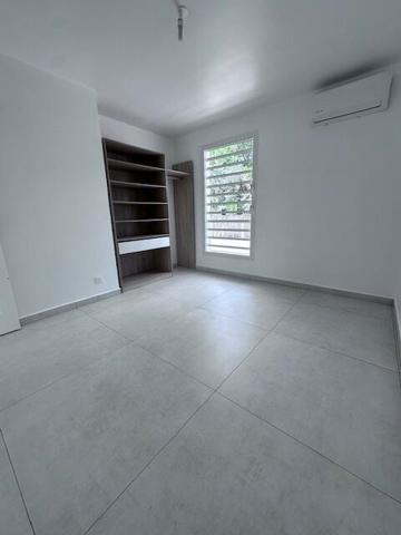A LOUER JOLIE VILLA T4 EN DUPLEX A COLIN PETIT-BOURG
