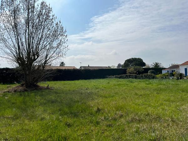 LE CHÂTEAU - TERRAIN À BÂTIR - 1269 m²