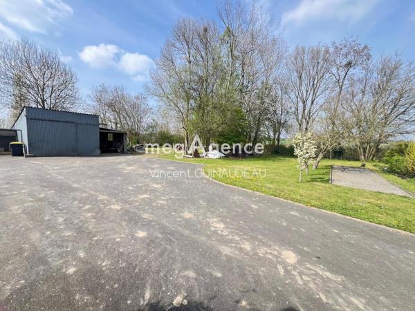 Maison à Montrevault-sur-Èvre, 49600 - 8 pièces 206m²