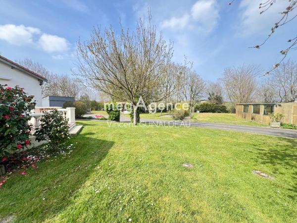 Maison à Montrevault-sur-Èvre, 49600 - 8 pièces 206m²