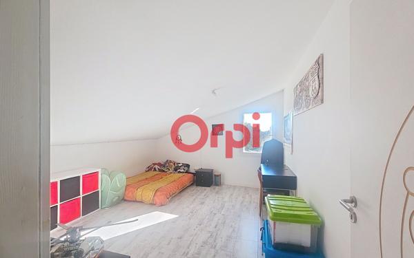 Maison à vendre    3 pièces •  Junas