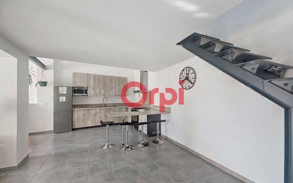 Maison à vendre    3 pièces •  Junas