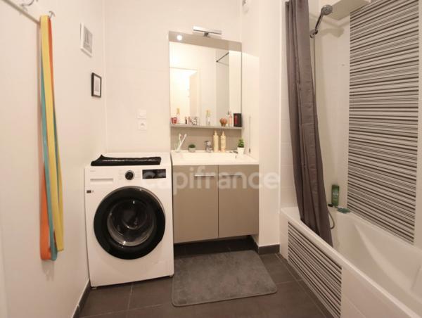 Appartement en rez-dejardin à vendre 3 pièces de 67 m² SCIEZ (74)