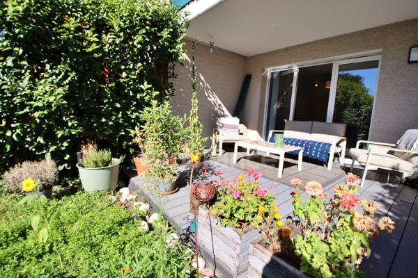 Appartement en rez-dejardin à vendre 3 pièces de 67 m² SCIEZ (74)