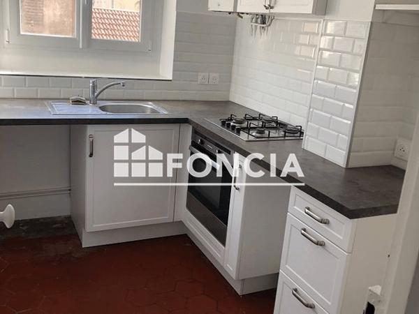 Location Appartement 3 pièces 68.64 m² - 1 PLACE DE L'EGLISE Rueil-malmaison 92500