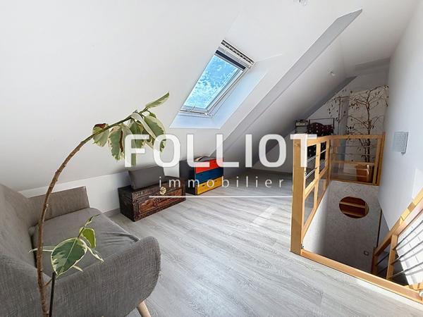 Superbe maison 7 pièces centre ville à Bréhal - À vendre