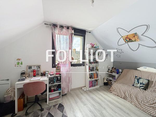 Superbe maison 7 pièces centre ville à Bréhal - À vendre