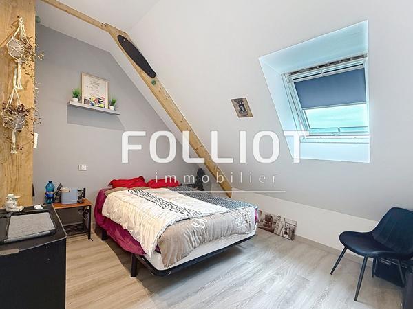 Superbe maison 7 pièces centre ville à Bréhal - À vendre