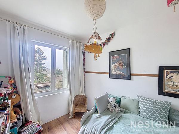 A Vendre Maison de ville de 134 m² avec terrasse et jardin au coeur de Mézin