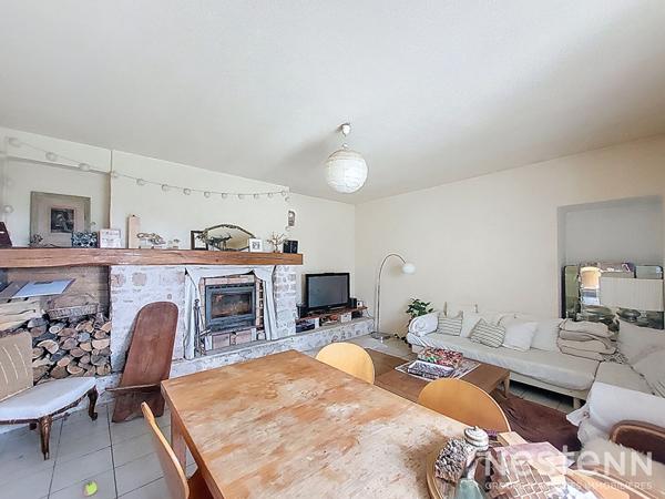 A Vendre Maison de ville de 134 m² avec terrasse et jardin au coeur de Mézin