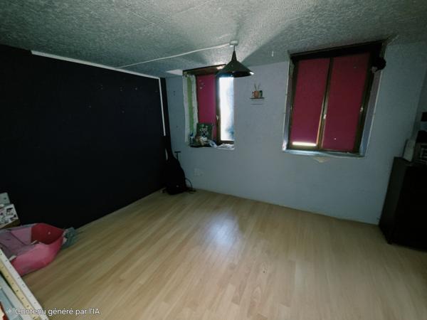 Maison d’habitation avec2 terrains non attenants