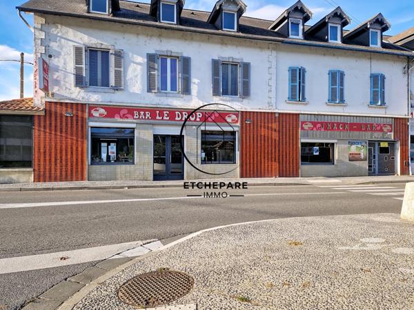 Mauléon-Licharre (64130) A vendre ensemble immobilier et fonds de commerce