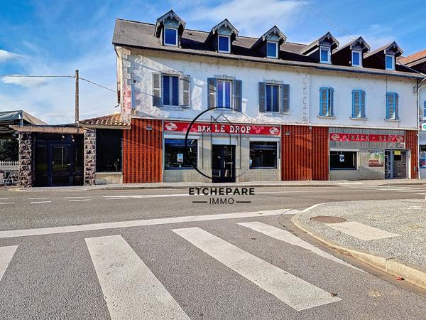 Mauléon-Licharre (64130) A vendre ensemble immobilier et fonds de commerce