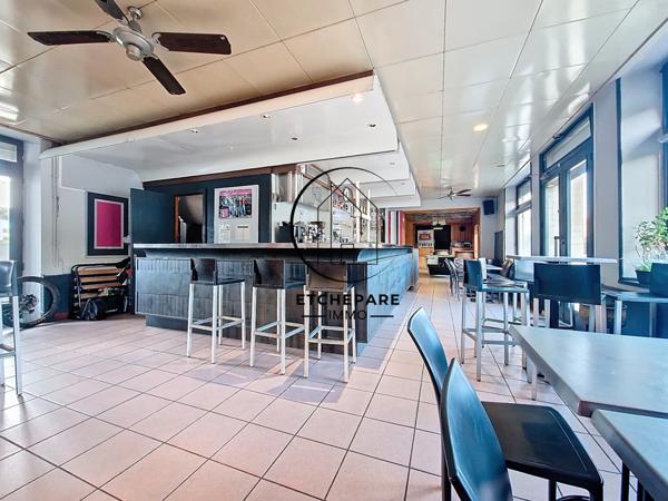 Mauléon-Licharre (64130) A vendre ensemble immobilier et fonds de commerce