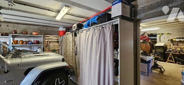 Belle Villa dominante de 3 chambres, fort potentiel, sans vis-à-vis avec piscine