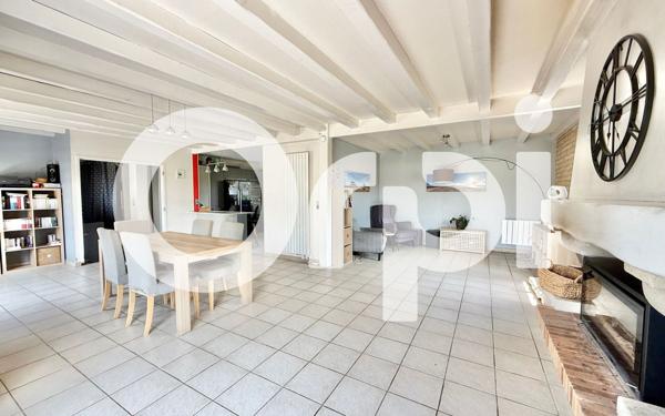 Maison à vendre    6 pièces •  Le Haillan