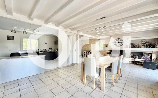 Maison à vendre    6 pièces •  Le Haillan