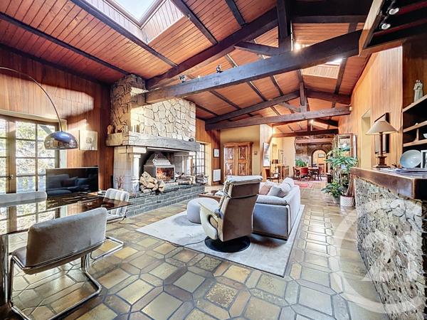 Maison à vendre  8 pièces - 300 m2 ORCINES - 63