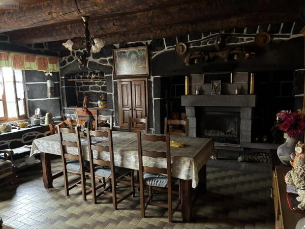 Propriété agricole à vendre à Roffiac dans le Cantal (15100), ref : TB/066/1